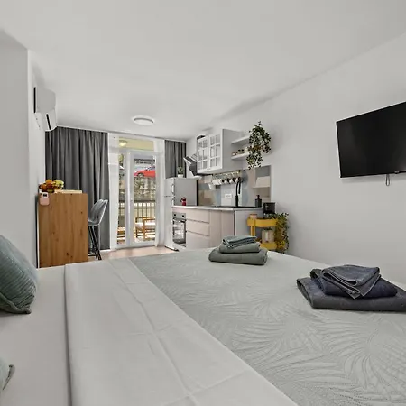 New Fiore, Apartmán Pula