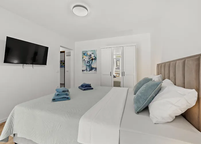 New Fiore, Apartament *